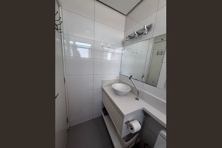 Banheiro de apartamento para alugar com 1 quarto, 50m² em Ideal, Novo Hamburgo