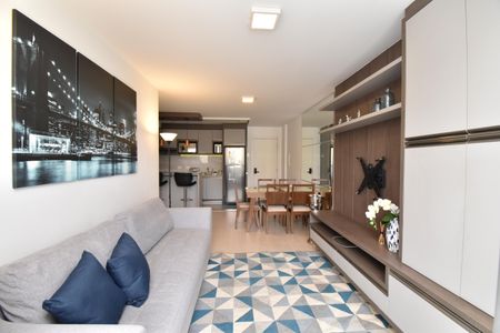 Sala de apartamento para alugar com 2 quartos, 64m² em Alto da Glória, Curitiba