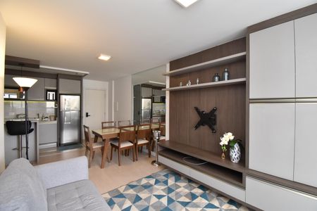 Sala de apartamento para alugar com 2 quartos, 64m² em Alto da Glória, Curitiba