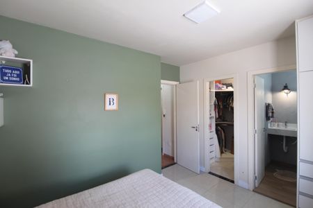 Casa para alugar com 114m², 3 quartos e 4 vagasSuite