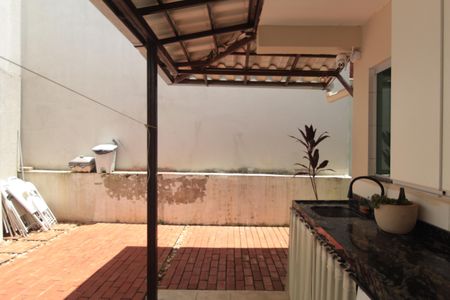 Casa para alugar com 114m², 3 quartos e 4 vagasÁrea de Serviço