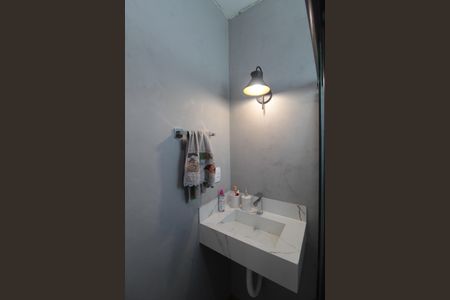 Casa para alugar com 114m², 3 quartos e 4 vagasBanheiro da Suite