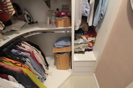 Casa para alugar com 114m², 3 quartos e 4 vagasCloset da Suite