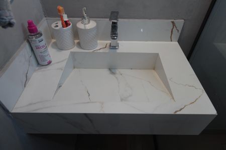 Casa para alugar com 114m², 3 quartos e 4 vagasBanheiro da Suite