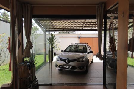 Casa para alugar com 114m², 3 quartos e 4 vagasEstudio