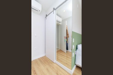 Apartamento para alugar com 103m², 2 quartos e 2 vagas Apartamento para alugar com 103m², 2 quartos e 2 vagasSuíte - Closet