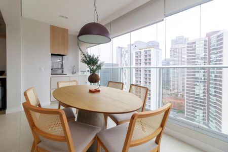 Apartamento para alugar com 103m², 2 quartos e 2 vagas Apartamento para alugar com 103m², 2 quartos e 2 vagasSala