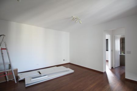 Sala de apartamento para alugar com 2 quartos, 90m² em Chácara Agrindus, Taboão da Serra