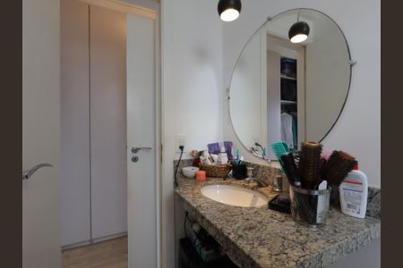 Apartamento à venda com 64m², 2 quartos e 1 vagaBanheiro da Suíte