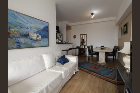 Sala de apartamento à venda com 2 quartos, 64m² em Vila Suzana, São Paulo