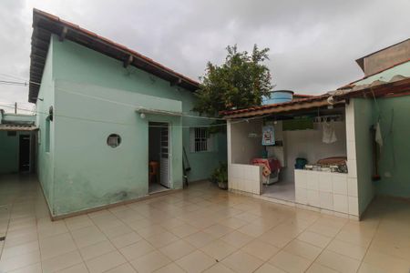 Casa para alugar com 350m², 4 quartos e 3 vagas