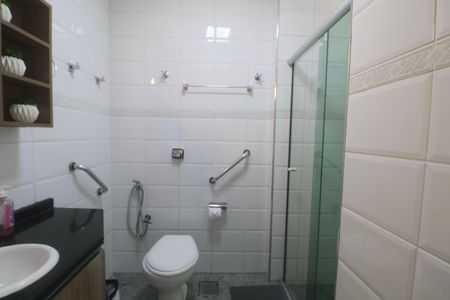 Apartamento para alugar com 12m², 1 quarto e 1 vaga Apartamento para alugar com 12m², 1 quarto e 1 vagaBanheiro Social
