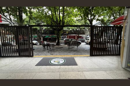 Apartamento para alugar com 12m², 1 quarto e 1 vaga Apartamento para alugar com 12m², 1 quarto e 1 vagaFachada