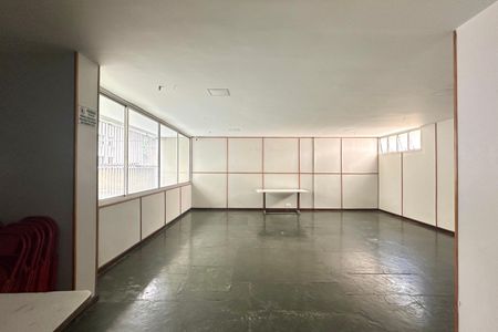 Apartamento para alugar com 185m², 3 quartos e 1 vaga