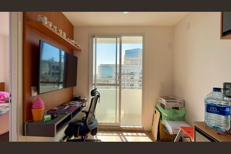 Studio para alugar com 27m², 1 quarto e sem vaga Studio para alugar com 27m², 1 quarto e sem vagaSala