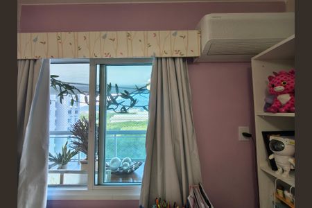 Apartamento à venda com 82m², 2 quartos e 1 vagaJanela - Quarto 1