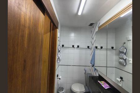 Apartamento à venda com 82m², 2 quartos e 1 vagaBanheiro Suite 2