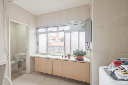 Apartamento para alugar com 123m², 3 quartos e 1 vagaÁrea de Serviço