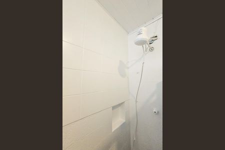 banheiro de apartamento para alugar com 1 quarto, 35m² em Centro, Guarujá