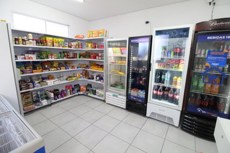 Apartamento para alugar com 47m², 2 quartos e 1 vagaÁrea comum - Mini Mercado