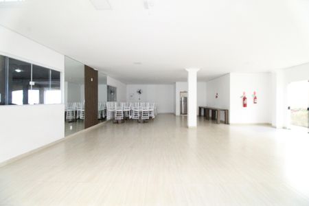 Apartamento para alugar com 47m², 2 quartos e 1 vagaÁrea comum - Salão de festas