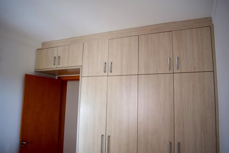 Apartamento para alugar com 111m², 3 quartos e 2 vagasQuarto 2