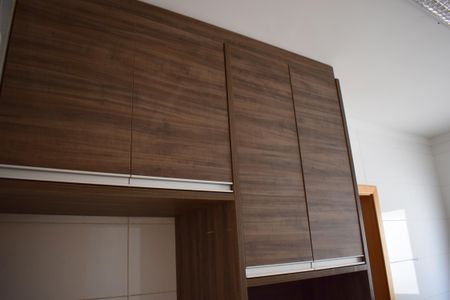 Apartamento para alugar com 111m², 3 quartos e 2 vagasCozinha - Armários