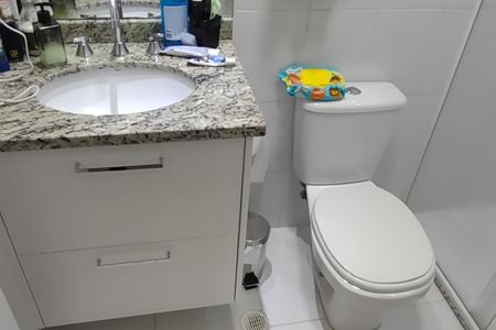 Apartamento à venda com 73m², 2 quartos e 2 vagasBanheiro