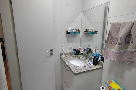Apartamento à venda com 73m², 2 quartos e 2 vagasBanheiro