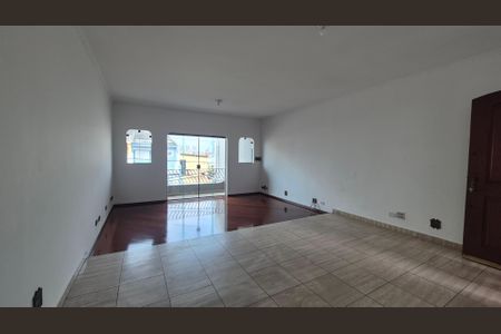 Sala de casa à venda com 3 quartos, 190m² em Pinheirinho, Santo André