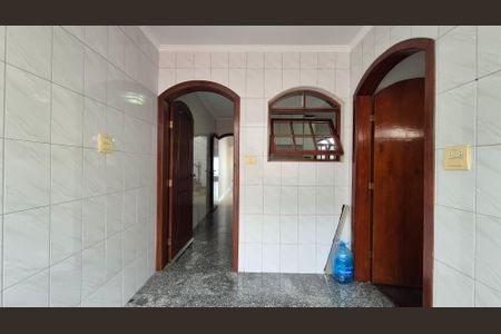 Casa à venda com 190m², 3 quartos e 4 vagas Casa à venda com 190m², 3 quartos e 4 vagasLavanderia