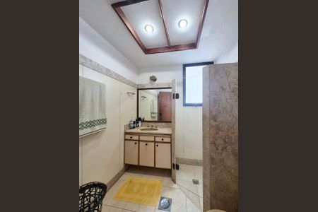 Apartamento à venda com 112m², 3 quartos e 2 vagas Apartamento à venda com 112m², 3 quartos e 2 vagasBanheiro da Suíte