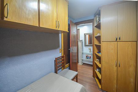 Apartamento à venda com 75m², 3 quartos e 1 vagaQuarto 2