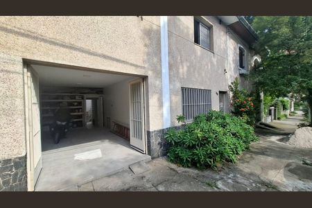 Casa à venda com 172m², 4 quartos e 1 vaga Casa à venda com 172m², 4 quartos e 1 vagaFoto 01