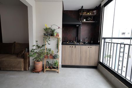 Apartamento à venda com 65m², 2 quartos e 1 vagaSacada