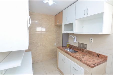 Apartamento para alugar com 82m², 2 quartos e 2 vagasCozinha