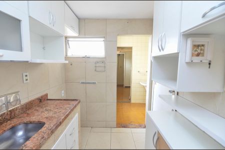Apartamento para alugar com 82m², 2 quartos e 2 vagasCozinha