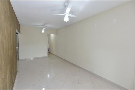 Apartamento para alugar com 82m², 2 quartos e 2 vagasSala