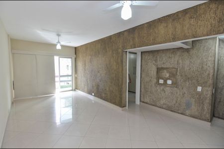Sala de apartamento para alugar com 2 quartos, 82m² em Vila Isabel, Rio de Janeiro