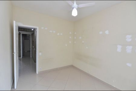 Apartamento para alugar com 82m², 2 quartos e 2 vagasQuarto