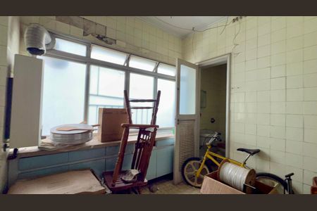 Apartamento à venda com 125m², 3 quartos e 1 vagaÁrea de Serviço