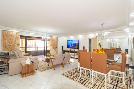 Sala de apartamento para alugar com 4 quartos, 235m² em Água Rasa, São Paulo