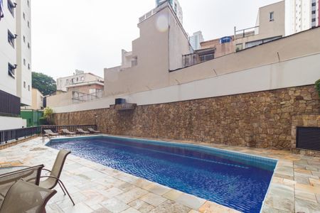 Apartamento para alugar com 235m², 4 quartos e 4 vagas Apartamento para alugar com 235m², 4 quartos e 4 vagasPiscina