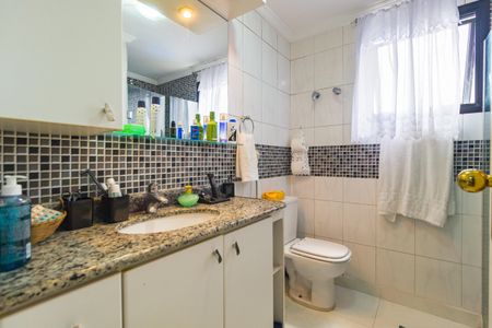 Apartamento para alugar com 235m², 4 quartos e 4 vagas Apartamento para alugar com 235m², 4 quartos e 4 vagasBanheiro - Suíte 3