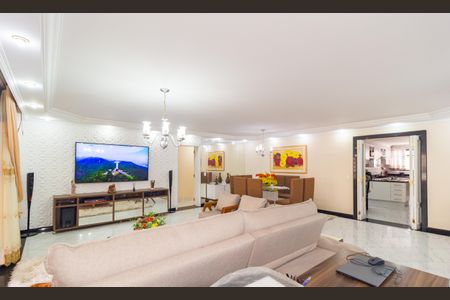 Apartamento para alugar com 235m², 4 quartos e 4 vagas Apartamento para alugar com 235m², 4 quartos e 4 vagasSala