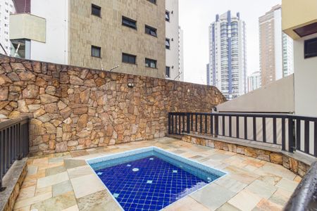 Apartamento para alugar com 235m², 4 quartos e 4 vagas Apartamento para alugar com 235m², 4 quartos e 4 vagasPiscina