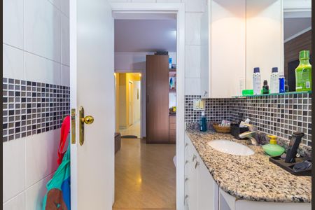 Apartamento para alugar com 235m², 4 quartos e 4 vagas Apartamento para alugar com 235m², 4 quartos e 4 vagasBanheiro - Suíte 3