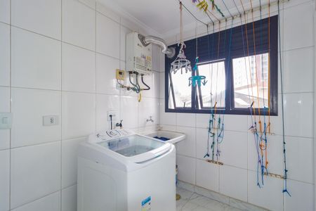 Apartamento para alugar com 235m², 4 quartos e 4 vagas Apartamento para alugar com 235m², 4 quartos e 4 vagasÁrea de Serviço