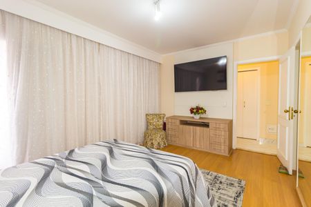 Apartamento para alugar com 235m², 4 quartos e 4 vagas Apartamento para alugar com 235m², 4 quartos e 4 vagasSuíte 2