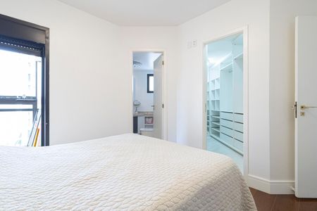 Apartamento para alugar com 120m², 3 quartos e 2 vagas Apartamento para alugar com 120m², 3 quartos e 2 vagasQuarto Suíte